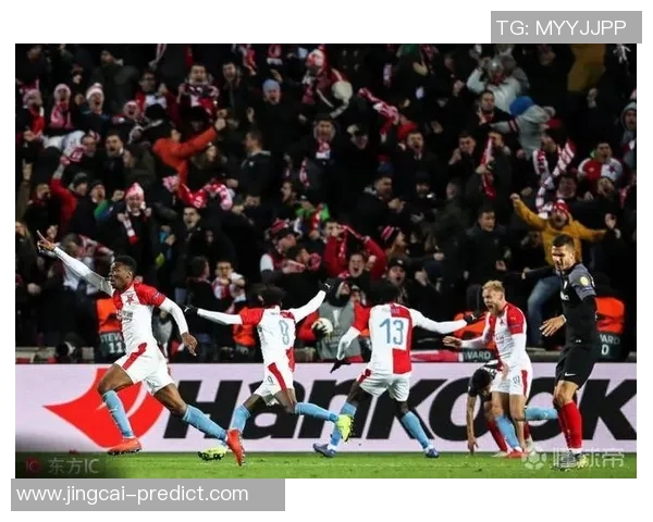 英超激战:本菲卡与阿森纳战成平局乌龙球成比赛转折点解析 英超激战:本菲卡与阿森纳战成平局乌龙球成比赛转折点解析